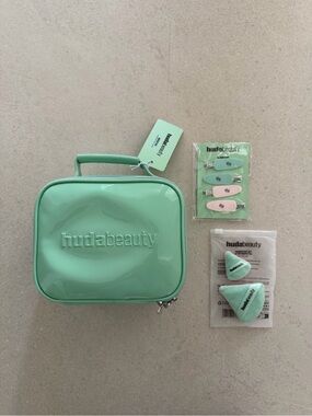 huda beauty Mint Green Cosmetic Travel Case with Accessories